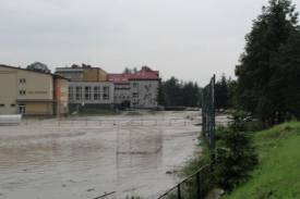  Zalana szkoła w Górkach fot. miSzCzUniU11 /kontakt24.ox.pl
